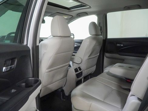 Used 2018 Honda Pilot EX-L image 42