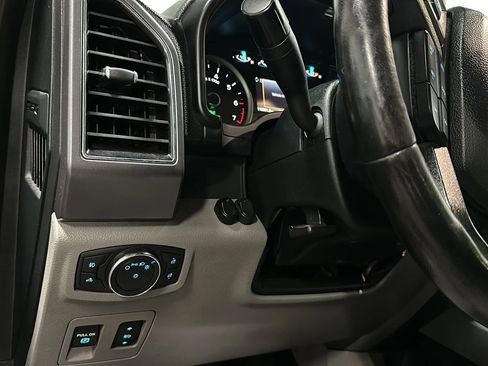 Used 2019 Ford F150 XLT w/ Equipment Group 302A Luxury image 26