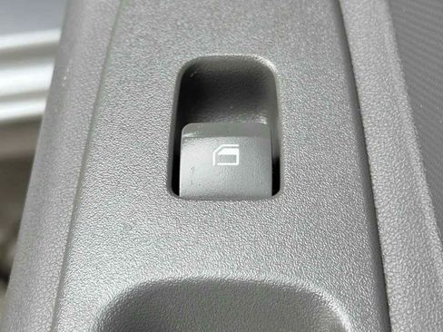 Used 2021 Hyundai Elantra SEL FWD image 33