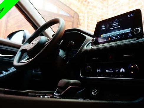 Certified 2023 Nissan Rogue SV AWD/4WD image 50