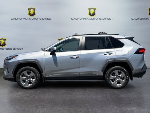 Used 2022 Toyota RAV4 XLE image 2