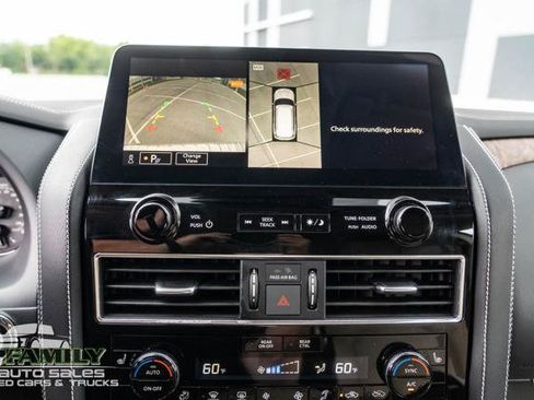 Used 2023 INFINITI QX80 Premium Select w/ Cargo Package AWD/4WD image 17