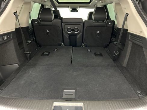 Used 2024 Acura MDX SH-AWD w/ Advance Package image 30