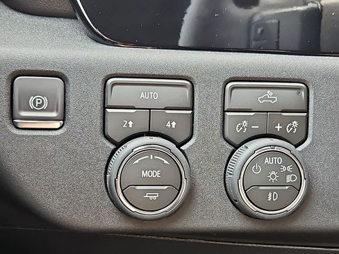 New 2026 Chevrolet Silverado 1500 RST AWD/4WD image 19