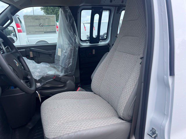 New 2025 Chevrolet Express 3500 w/ Driver Convenience Package RWD image 9