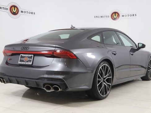 Used 2022 Audi S7 Prestige w/ Prestige Package image 3