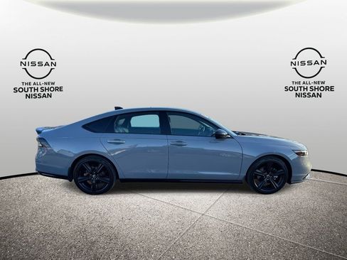 Used 2024 Honda Accord Sport image 5