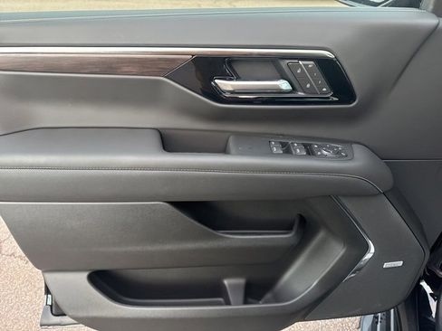 New 2026 Chevrolet Tahoe Premier image 10