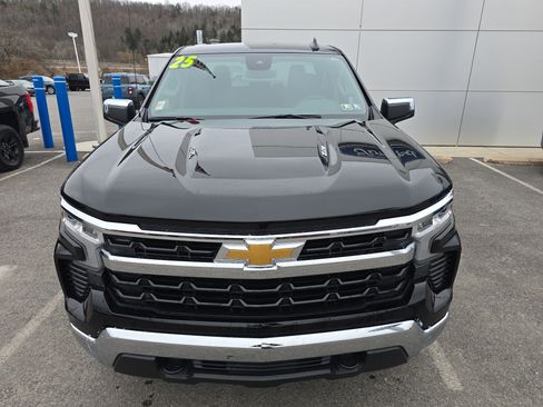 Used 2025 Chevrolet Silverado 1500 LT image 9