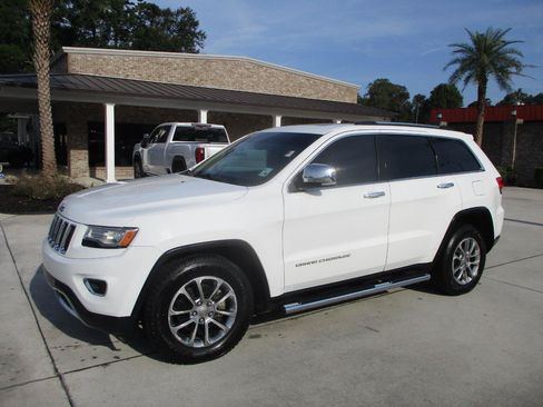 Used 2014 Jeep Grand Cherokee Limited w/ Luxury Group II RWD image 21