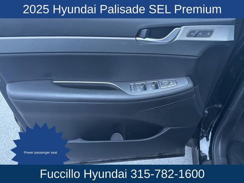 Used 2025 Hyundai Palisade SEL AWD/4WD image 11