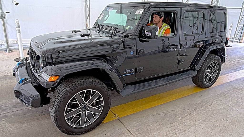Used 2024 Jeep Wrangler High Altitude AWD/4WD image 1