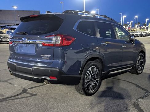 Used 2023 Subaru Ascent Touring AWD/4WD image 4