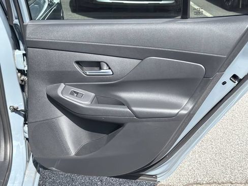 Used 2026 Nissan Sentra SV w/ SV Convenience Package FWD image 18