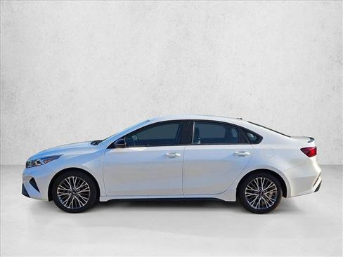 Used 2022 Kia Forte GT-Line w/ GT-Line Technology Package FWD image 9