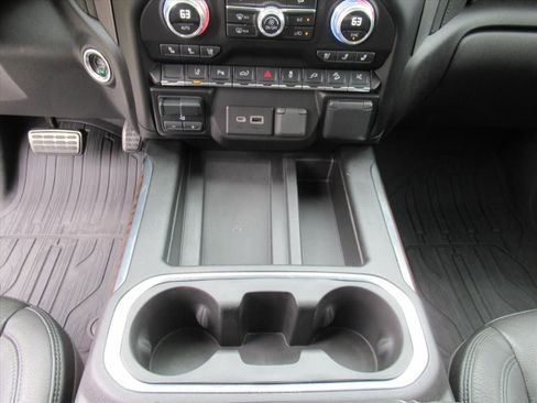 Used 2023 GMC Sierra 2500 Denali w/ Denali Ultimate Package image 24