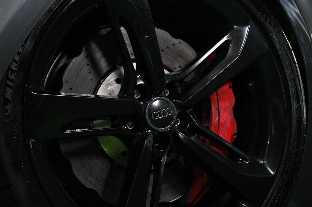 Used 2014 Audi RS 7 Prestige AWD/4WD image 2
