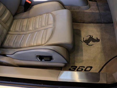 Used 2002 Ferrari 360 Spider RWD image 28