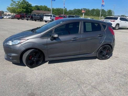 Used 2018 Ford Fiesta ST FWD image 4