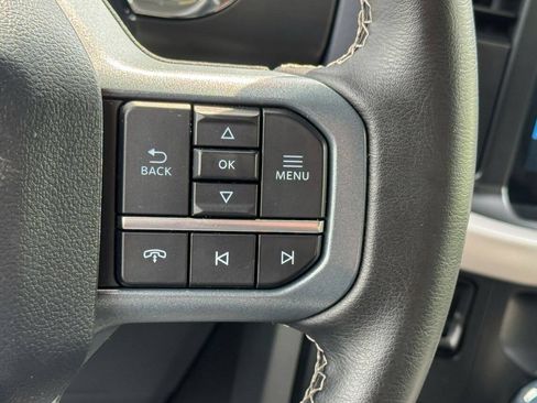 Used 2023 Ford F150 Lightning XLT AWD/4WD image 34