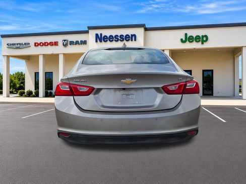Used 2024 Chevrolet Malibu LT FWD image 6