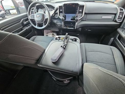 Used 2025 RAM 2500 Big Horn AWD/4WD image 22