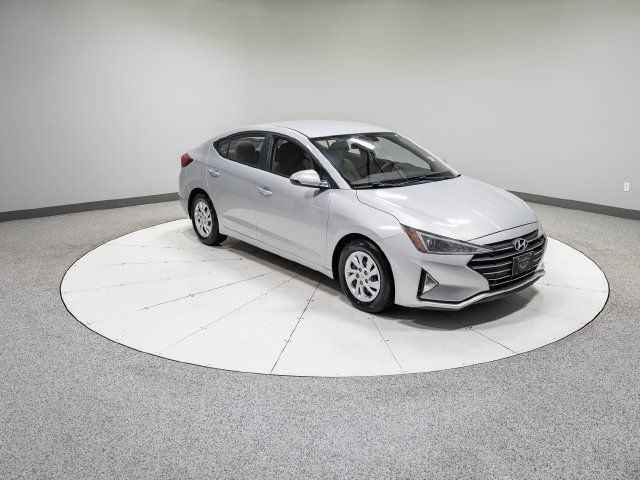 Used 2019 Hyundai Elantra SE FWD image 26
