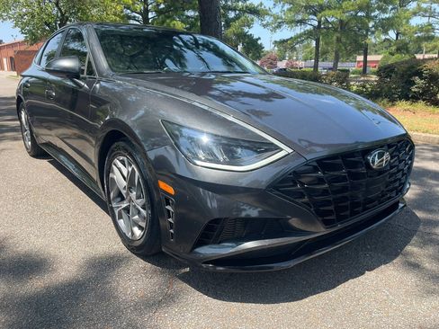 Used 2022 Hyundai Sonata SEL w/ Cargo Package FWD image 7