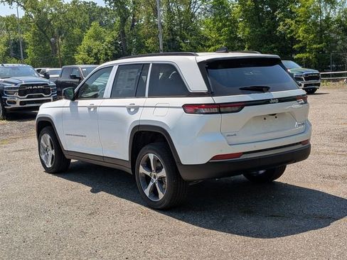 New 2026 Jeep Grand Cherokee Limited AWD/4WD image 5