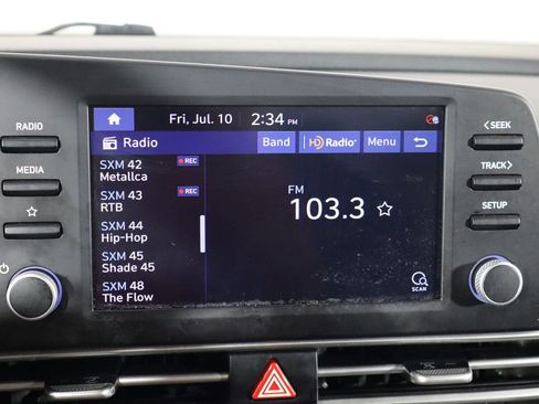 Used 2022 Hyundai Elantra SEL FWD image 28