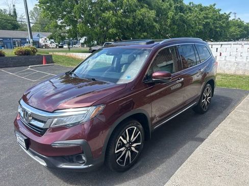 Used 2019 Honda Pilot Touring image 2