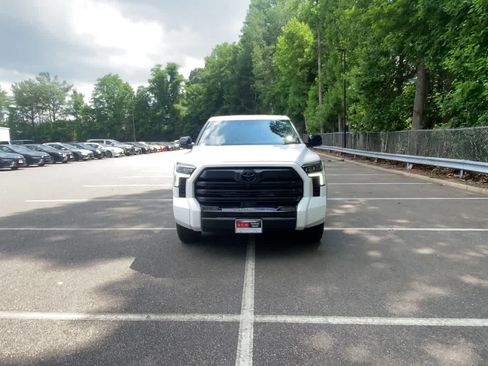 Used 2026 Toyota Tundra Limited AWD/4WD image 6