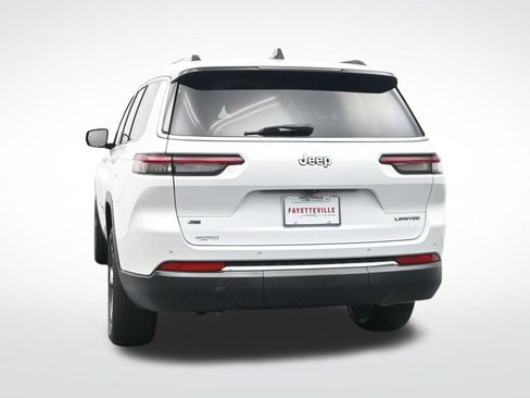 Used 2022 Jeep Grand Cherokee L Limited image 9