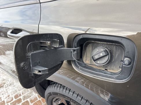 Used 2023 Kia Telluride EX X-Line image 39