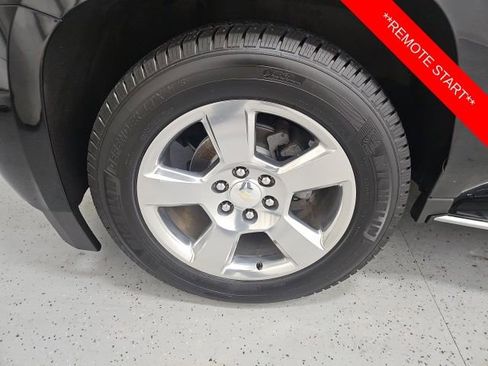 Used 2018 Chevrolet Suburban Premier image 14