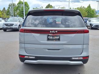 Used 2024 Kia Carnival EX FWD video 4
