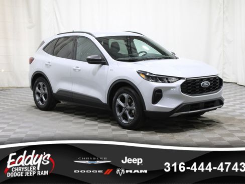 Used 2025 Ford Escape ST-Line image 1