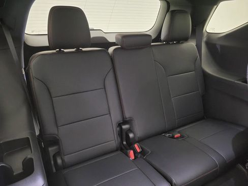New 2026 Chevrolet Traverse RS w/ LPO, Floor Liner Package FWD image 48