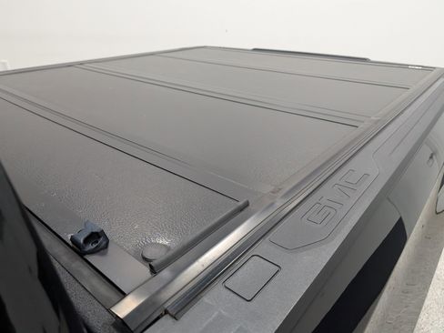 Used 2020 GMC Sierra 1500 SLT image 9