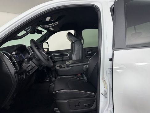 Used 2026 RAM 2500 Laramie image 19