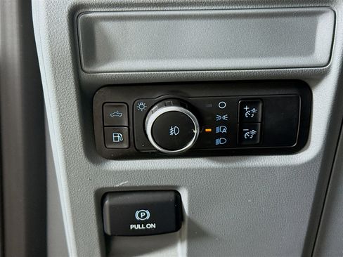 Used 2024 Ford F150 XLT w/ Mobile Office Package image 9