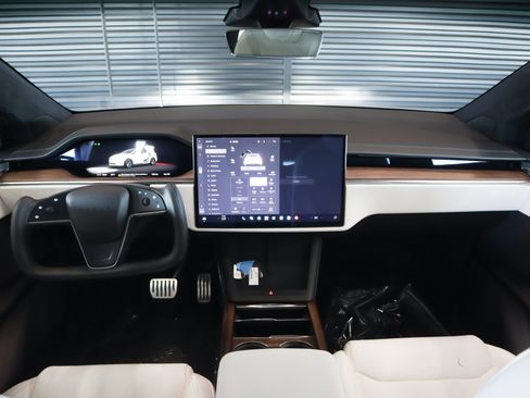 Used 2022 Tesla Model X AWD/4WD image 6