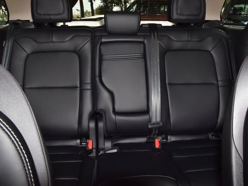 New 2026 Lincoln Corsair Premiere FWD image 20
