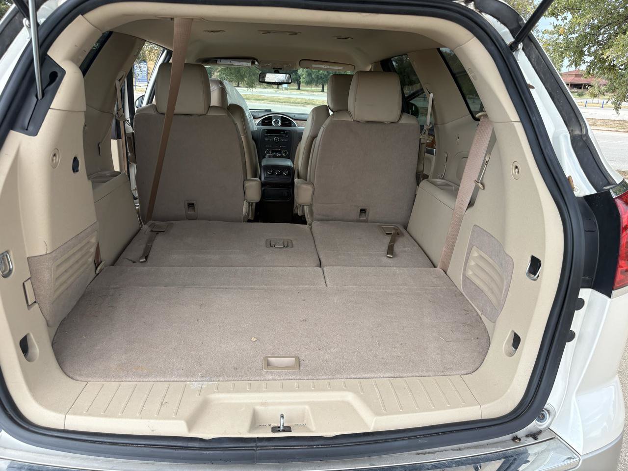 Used 2012 Buick Enclave Leather w/ LPO, Cargo Convenience Pkg FWD image 29