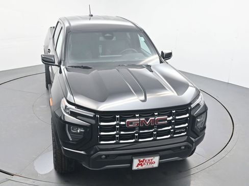 New 2026 GMC Canyon AT4 image 4