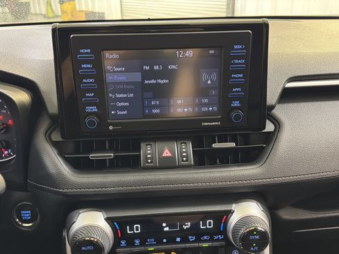 Used 2021 Toyota RAV4 XLE Premium FWD image 16