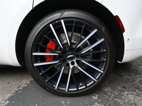 Used 2022 Aston Martin DBX AWD/4WD image 26