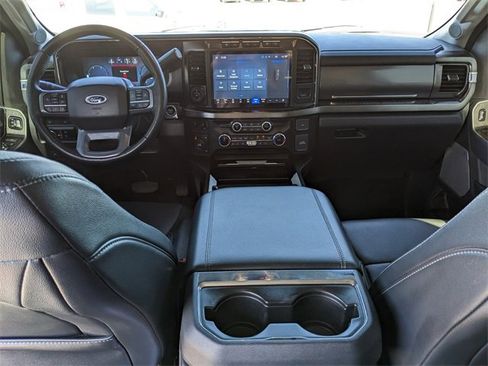 Certified 2023 Ford F450 Lariat w/ Tow Technology Package image 15