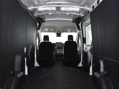 New 2026 Ford Transit 250 148 Medium Roof Extended AWD w/ Load Area Protection Package image 19