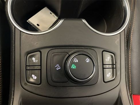 Used 2018 GMC Terrain SLT w/ Preferred Package image 10